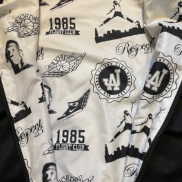 Nike Air Jordan 1985 Flight Club All Over Print Reversible Jacket Men's 3XL EUC - Picture 4 of 10